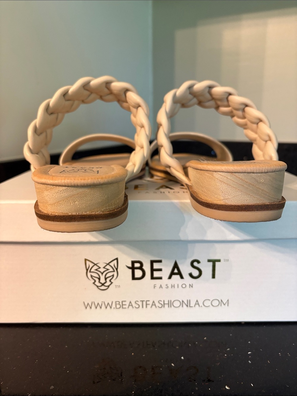 Beast Fashion Braided & Smooth Strap Slide Sandals Cream BOHO Beach Vacation - Picture 4 of 16